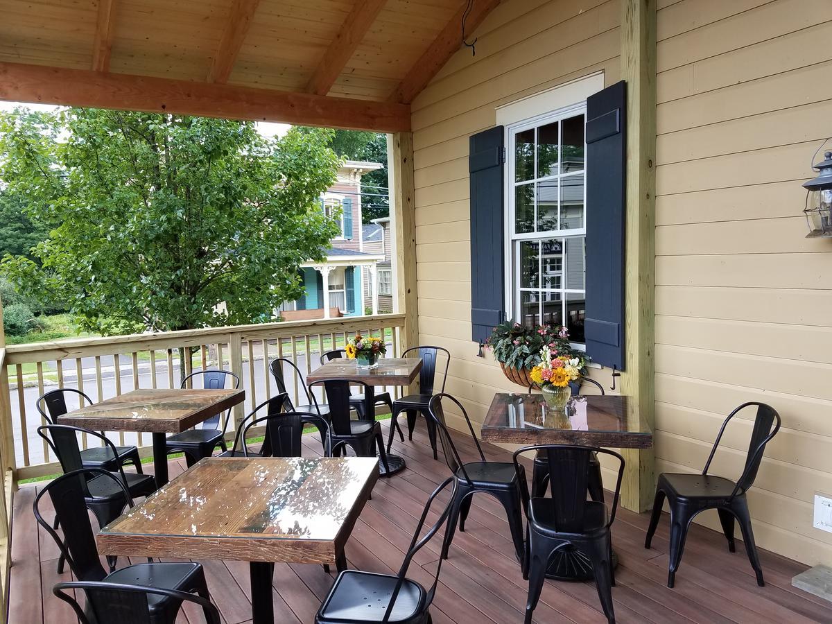 The Railroad Inn Cooperstown Exterior foto
